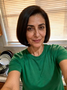 The selfie this headshot was made from